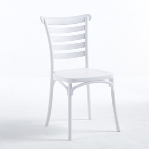 Chaises de chambre d'hôtel chaise moderne en résine à dossier croisé table à manger de jardin et ensemble de chaises pour villa hôtel - Product Image 5