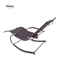 Chaise longue de jardin moderne et relaxante en tube de fer avec coussin d'appui-tête amovible, chaise à bascule incurvée pour patio extérieur