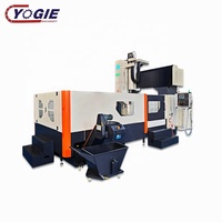Centre d'usinage à portique GMC3018 avec système de contrôle Fanuc 4 axes, prix de la fraiseuse à portique CNC