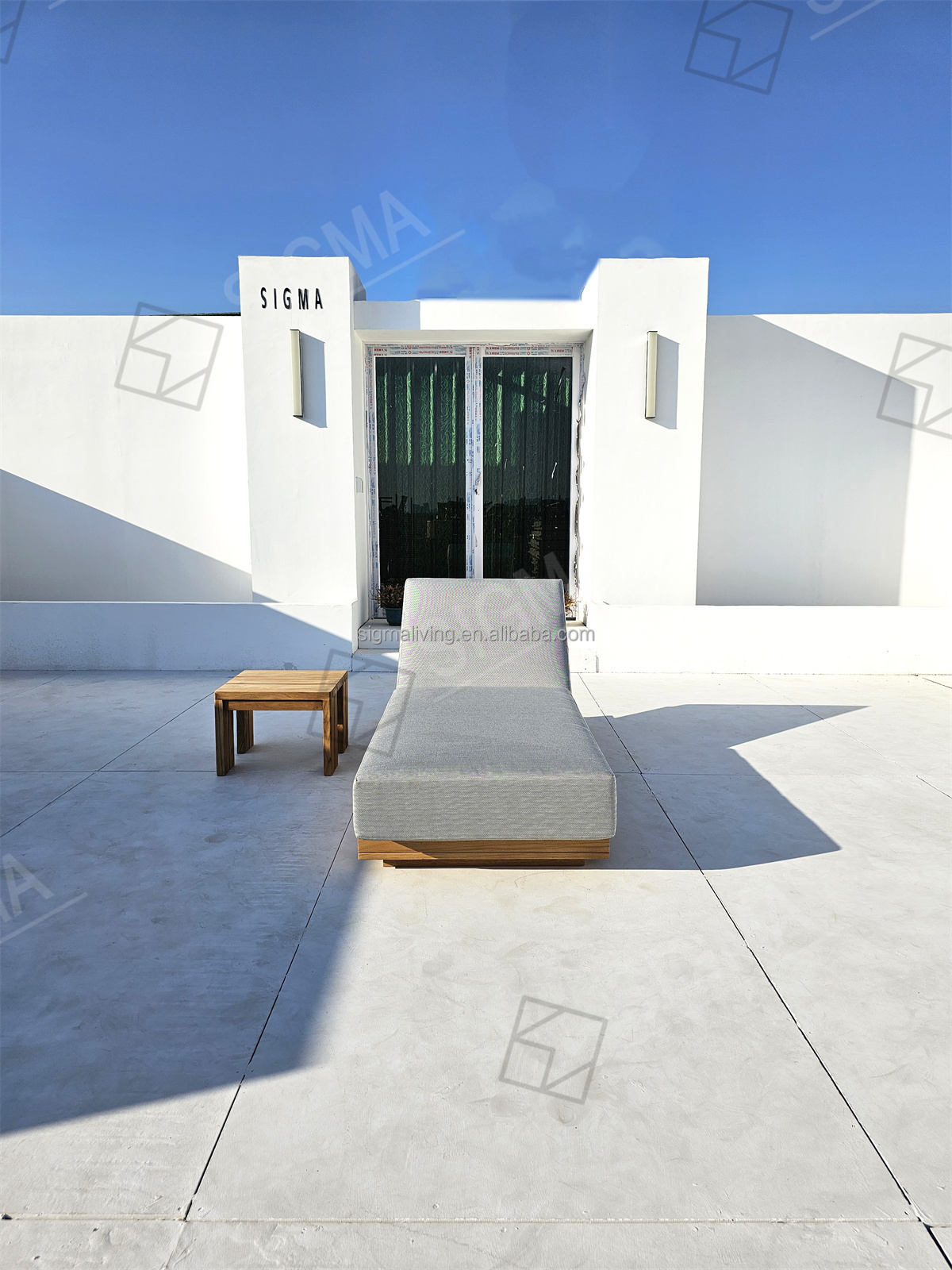 Outdoor Beach Pool Furniture Daybed Modern Solid Teak Wood Sun Beds All Weather Wood Waterproof Fabric Beach Sun Lounger
