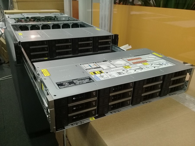 Refurbished USED Poweredge R740xd2 26lff Good Expansion Large Form Factor 2u Rack Server