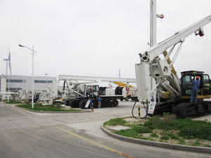 Plataforma <span class=keywords><strong>de</strong></span> perforación <span class=keywords><strong>Cabeza</strong></span> rotativa XR400D Diámetro <span class=keywords><strong>de</strong></span> perforación 3000mm Máquina <span class=keywords><strong>de</strong></span> plataforma <span class=keywords><strong>de</strong></span> perforación rotativa con cojinete <span class=keywords><strong>de</strong></span> giro pesado - Product Image 5