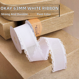 Cinta <span class=keywords><strong>de</strong></span> poliéster y lino OKAY <span class=keywords><strong>de</strong></span> 63 mm (2.5 pulgadas) blanca, sólida, <span class=keywords><strong>de</strong></span> una sola cara, con borde festoneado. - Product Image 2