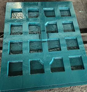 Plaque de mâchoire en acier à haute teneur en manganèse Zhengzhou Yiwei, pièces de rechange pour <span class=keywords><strong>concasseur</strong></span> à mâchoires, équipement <span class=keywords><strong>mobile</strong></span> de minage de pierres et de minerais - Product Image 2