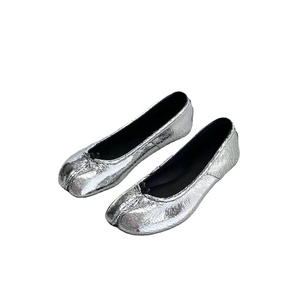 Chaussures plates pour femmes 2026, style sabot de cochon, à bout peu profond, à semelle étroite, grandes chaussures en forme de haricot, avec tige en tissu extensible et semelle extérieure en PU et PVC - Product Image 6