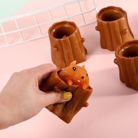 Nouveau produit transfrontalière jouet d'écureuil maléfique à presser support de stylo tasse d'écureuil soulagement du Stress jouets sensoriels Fidget