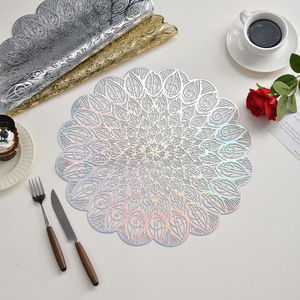 Sous-plat/chargeur/rond de <span class=keywords><strong>table</strong></span> décoratif pour mariage, rond, en <span class=keywords><strong>vinyle</strong></span> pressé doré écologique, effet métallique, creux, pour utilisation sur <span class=keywords><strong>table</strong></span> - Product Image 1