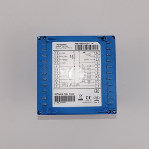 Contrôleur de Combustion Honeywell RM7850A1001 120V, Contrôle de Brûleur Dédié avec Interface Modbus - Product Image 2