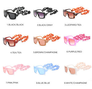 Compra al por Mayor <span class=keywords><strong>de</strong></span> <span class=keywords><strong>Gafas</strong></span> <span class=keywords><strong>de</strong></span> <span class=keywords><strong>Sol</strong></span> Cuadradas <span class=keywords><strong>de</strong></span> Moda para <span class=keywords><strong>Mujer</strong></span>, Negras y Rosas, con Protección UV400, Montura Completa y Cadena, Estilo Retro - Product Image 6