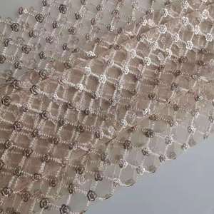 Элегантный Блестящий ромбовидный маленький цветок вышивка с плоским дном блестками Тюлевая ткань - Product Image 3