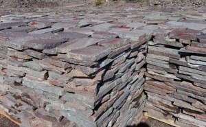 Holler Porfidi ยี่ห้อ PLASNOR 7.1.1 หินธรรมชาติขนาดใหญ่ Porphyry แผ่นพื้นผิดปกติสําหรับปูลานและถนน - Product Image 2