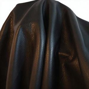 Cuero Genuino de Piel de Vaca con Grano, Curtido Vegetal, Teñido en Tambor, con Patrón Impreso para Zapatos, Cinturones, Sofás, Muebles, Bolsos, Prendas de Vestir y Equipaje - Product Image 1