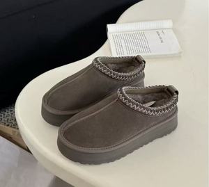 Bottes de neige en fourrure à plateforme unisexe de marque Tasmans Uggss, vente en gros 2026, pour l'automne et l'hiver - Product Image 4