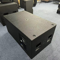 Subwoofer amplifié de qualité Touring 8008, sortie de basses stable, faible distorsion pour les spectacles sur scène et les grands événements festifs