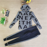 Ensemble de mode femme européen et américain 2026, design à lettres, sweat à capuche en tricot deux pièces, haut et pantalon chauds pour l'hiver
