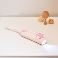 Lampe torche portable pour enfants, rechargeable par USB Type-C, pour le camping en plein air, mini lampe torche en silicone en forme d'animal, meilleur cadeau pour les enfants