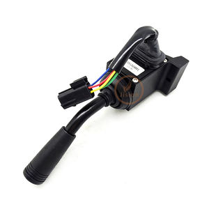 Le nouveau commutateur combiné 3519823M91 convient aux chargeuses CNH 595, 595LSP, 595SLE et 595S. - Product Image 3