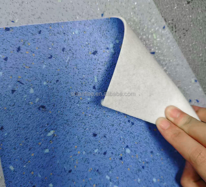 Rollo de vinilo de PVC para autobús de lujo, revestimiento de suelo ignífugo antideslizante para autobús turístico y uso de pasajeros de larga distancia - Product Image 4