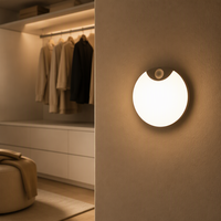 Veilleuse LED intelligente à induction magnétique, mignonne, à piles, en ABS blanc, à intensité variable, givrée, pour chambre, armoire, couloir