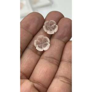 Par tallado en forma de flor Floral elegante de cuarzo rosa Natural para pendientes o tallado a mano coleccionable tallado en piedras preciosas de cuarzo rosa - Product Image 2