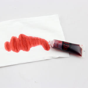 Faux sang de <span class=keywords><strong>zombie</strong></span> vampire effrayant pour Halloween maquillage de fête Faux tube de sang <span class=keywords><strong>facile</strong></span> à nettoyer OEM ODM de <span class=keywords><strong>zombie</strong></span> - Product Image 3