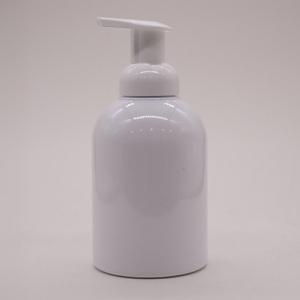 Bouteille de lavage corporel plate en plastique PET de haute qualité avec pompe pulvérisatrice 300ml/500ml – Fabricant, Vente en gros, Personnalisation OEM ODM, Marque privée - Product Image 1