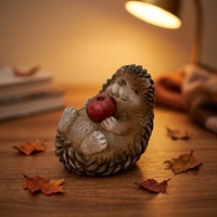 Hérisson tenant une pomme art et artisanat résine baptême souvenirs résine artisanat résine artisanat personnalisé oiseau lampe de table lampe à led