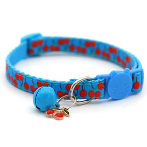 Nuevo <span class=keywords><strong>Collar</strong></span> de gato de frutas con estampado <span class=keywords><strong>Digital</strong></span> para gatos y perros Cinta de poliéster con campana de accesorios Equipo para mascotas cómodo y elegante - Product Image 5