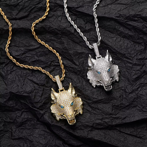 Collar con colgante de cabeza, collar de hombre imponente con circonitas incrustadas en cobre estilo hip-hop, collar con colgante de lobo. - Product Image 3