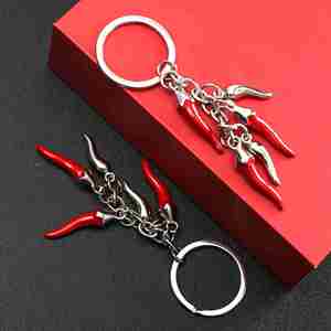 Llavero de Chile <span class=keywords><strong>Rojo</strong></span> de Aleación de Zinc, Recuerdo Turístico de Italia, Llavero de Chile <span class=keywords><strong>Rojo</strong></span> en 3D para la Buena Suerte - Product Image 4