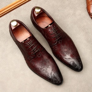 Zapatos Oxford de Otoño para Hombre, Tallados a Mano, Diseño de Alta Calidad, Casuales de Negocios, de Cuero, que Aumentan la Estatura, Impermeables - Product Image 2