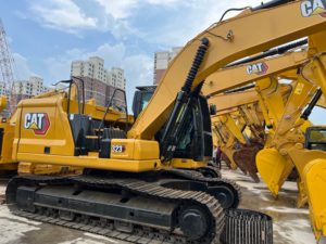 Excavatrice CAT 323GC d'occasion à faible nombre d'heures de fonctionnement, pelle sur chenilles hydraulique 323GC, performance stable, équipement de terrassement. - Product Image 2