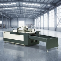 Machine de découpe numérique CNC à couteau oscillant pour tapis de souris de jeu en carton ondulé imprimé numériquement 1625 1825 2125
