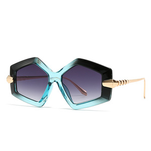 Lunettes de soleil UV400 de style européen et américain, montures carrées surdimensionnées tendance inspirées d'Instagram pour hommes et femmes, protection solaire <span class=keywords><strong>classe</strong></span> 2 - Product Image 5