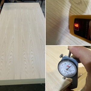 Pannello in compensato di rovere rosso di grado AA, tagliato a <span class=keywords><strong>quarto</strong></span>, a rifilatura, a spacco, a strati, 14 12 18 4x8, di alta qualità, vendita all'ingrosso direttamente dalla fabbrica - Product Image 1