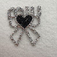 Nouveau modèle d'appliques en denim avec motifs de cœur en strass tridimensionnels et d'étoile à cinq branches