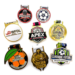 Médailles sportives personnalisées en alliage de zinc avec impression UV, logo en émail souple 3D, technique de moulage, design gravé, forme personnalisée - Product Image 1