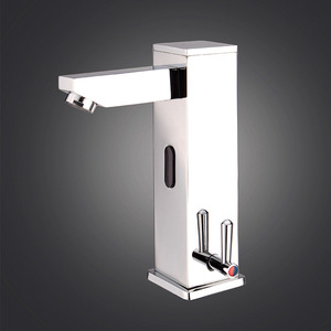 Salle de bains eau chaude et froide capteur <span class=keywords><strong>mitigeur</strong></span> <span class=keywords><strong>infrarouge</strong></span> Induction automatique sans contact bassin robinet usine - Product Image 4