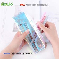 UIOWIO Vente en gros de trousses à crayons en plastique PVC holographique laser imprimées sur mesure, trousses à crayons transparentes colorées et originales