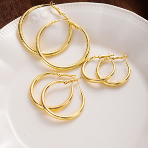 Pendientes <span class=keywords><strong>de</strong></span> Aro Gruesos <span class=keywords><strong>de</strong></span> Moda para <span class=keywords><strong>Mujer</strong></span>, <span class=keywords><strong>de</strong></span> Aleación <span class=keywords><strong>de</strong></span> Oro y Plata, Circulares Grandes, Venta al por Mayor - Product Image 1