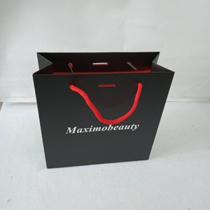 Chất lượng cao sang trọng Kraft Đen giấy mua sắm túi với logo đại lý mua sắm túi giấy mua sắm túi biểu tượng tùy chỉnh - Product Image 3