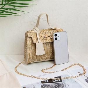 Borsa di Paglia di Lusso in Bambù, Borse a Mano in Alghe Intrecciate, Cappelli da Sole da Spiaggia e Mezzaluna Sottobraccio - Product Image 4