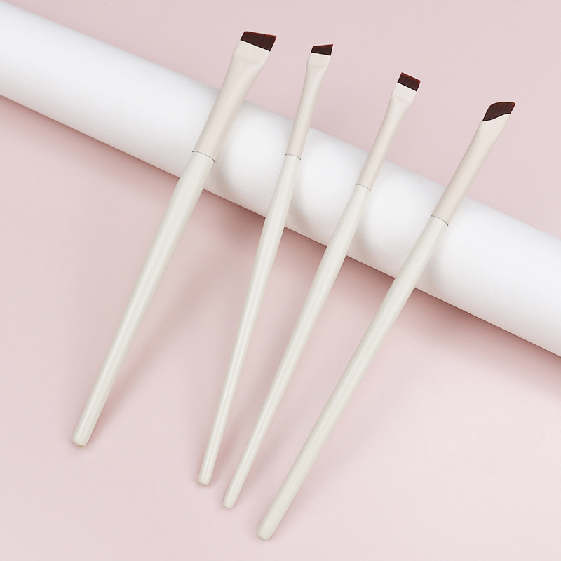 Pennello per Eyeliner in Offerta