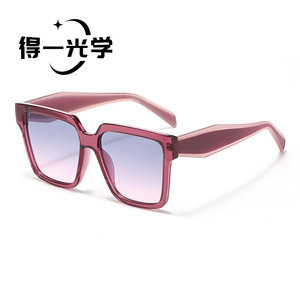 แว่นกันแดดทรงสี่เหลี่ยม De Yi Optics สีดำ UV400 ป้องกันแสงแดดสำหรับผู้หญิง - Product Image 4