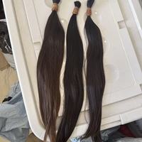 Cheveux humains vierges bruts non traités en vrac, cheveux humains lisses et soyeux avec cuticules alignées pour le tressage