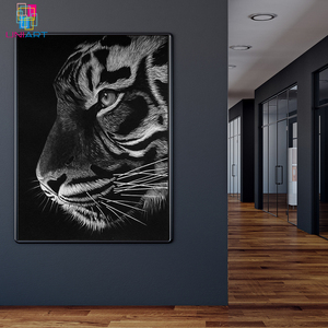 Decoración de pared UNIART, pintura en <span class=keywords><strong>lienzo</strong></span> de <span class=keywords><strong>tigre</strong></span> blanco y negro, carteles modernos de animales e impresiones, Cuadros, cuadro de pared, decoración del hogar para sala de estar - Product Image 6