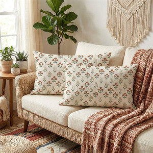 Housse de coussin décorative en polyester imprimé motif fleur bleue style dessin animé français, sans rembourrage, faite à la main, pour canapé de salon - Product Image 3