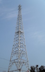 4 Patas de telecomunicaciones antena wifi de largo alcance 50 km de acero al carbono tubular de celosía de 60m de la torre - Product Image 1