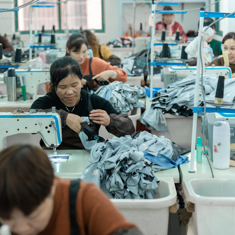 Китайский завод Bsci, низкий минимальный заказ, индивидуальное обслуживание 17 лет, Aql 2,5, качественная женская одежда, изготовленная на заказ одежда для женщин