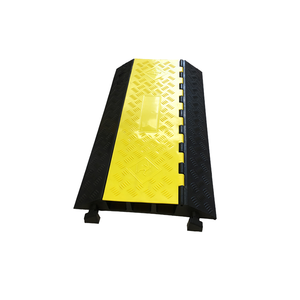 आउटडोर लचीली रबर गति पंप 3 चैनल तार आकार 70*65 मिमी केबल रक्षक 10-15mph 90 मिमी ऊंचाई पीला + काले विरोधी दबाव - Product Image 3